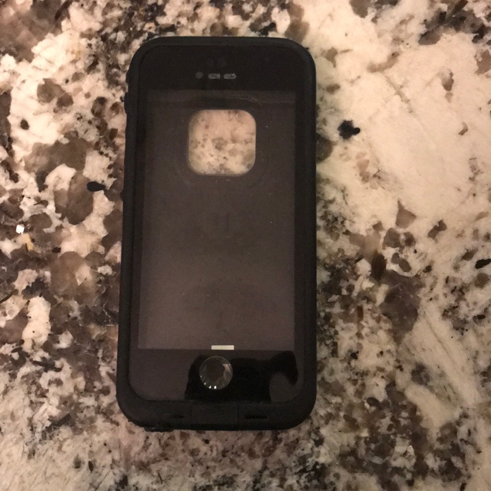 iPhone 5s life proof case!